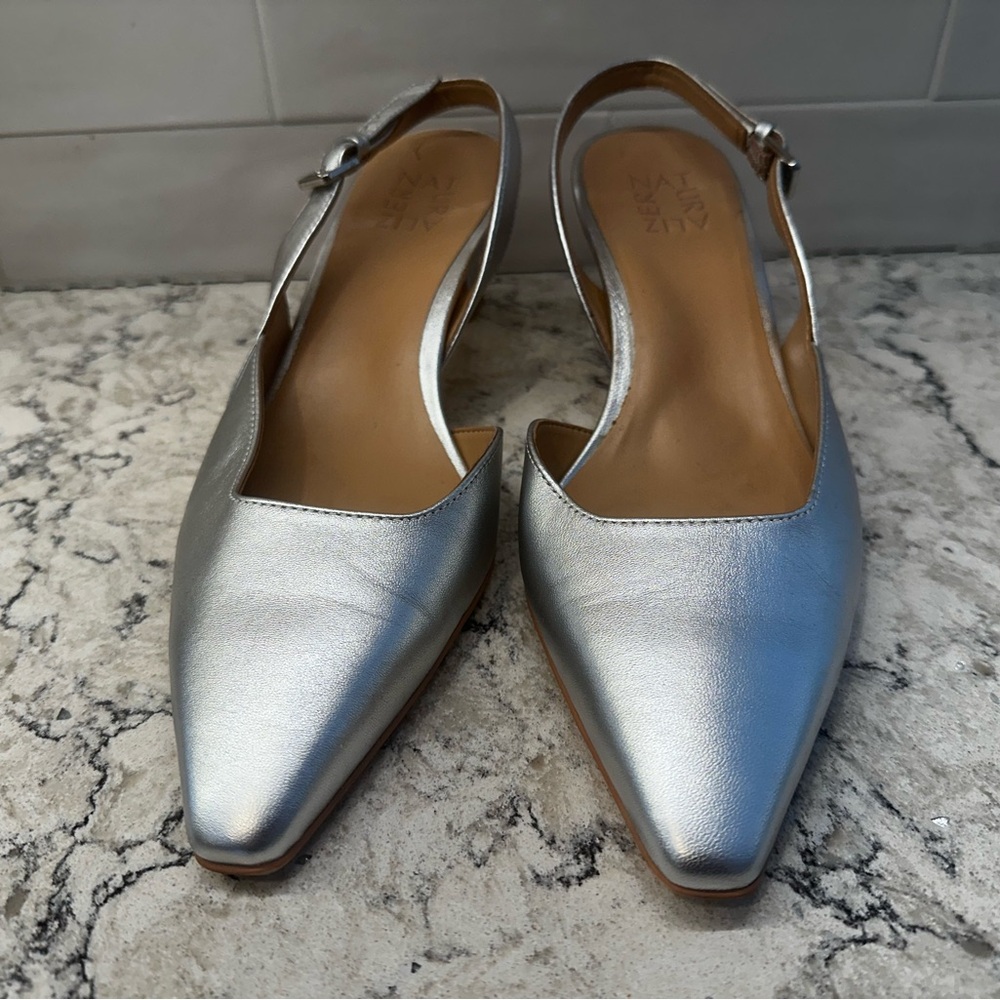 Naturalizer Silver Pointed Slingback Low Heel